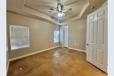 362 E Faust Street, New Braunfels, TX 78130 - Photo 13