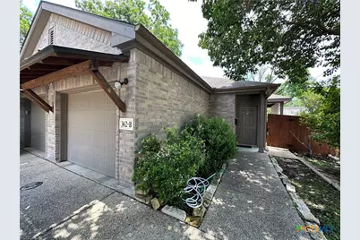 362 E Faust Street, New Braunfels, TX 78130 - Photo 1