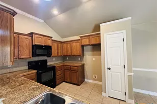 301 Winston Dr, Gatesville, TX 76528 - Photo 7