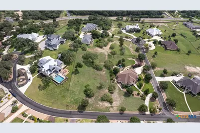 1724 Antigua Cove, New Braunfels, TX 78132 - Photo 9