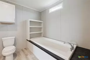 1287 County Road 402, Flatonia, TX 78941 - Photo 19