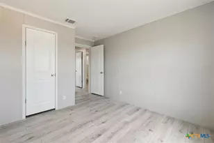 1287 County Road 402, Flatonia, TX 78941 - Photo 27