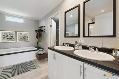 1287 County Road 402, Flatonia, TX 78941 - Photo 17