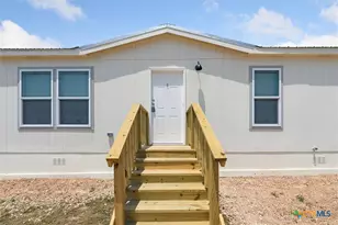 1287 County Road 402, Flatonia, TX 78941 - Photo 5