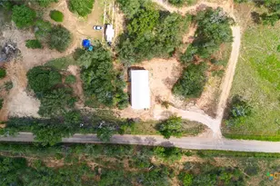 855 Roosevelt Rd, Luling, TX 78648 - Photo 41