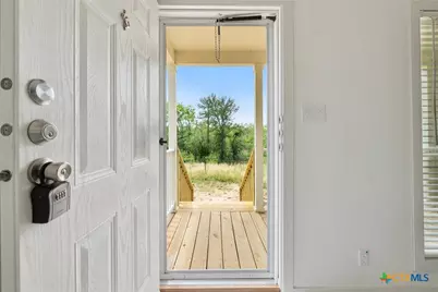 855 Roosevelt Road, Luling, TX 78648 - Photo 5