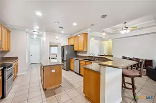 460 Shayla Ln, Canyon Lake, TX 78133 - Photo 11