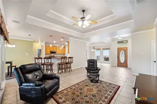 460 Shayla Ln, Canyon Lake, TX 78133 - Photo 7