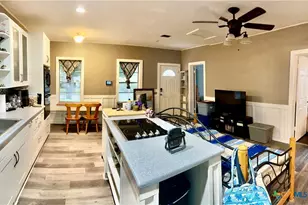 101 Alva St, Thrall, TX 76578 - Photo 7