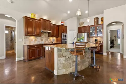 2298 Sungate Drive, New Braunfels, TX 78130 - Photo 11