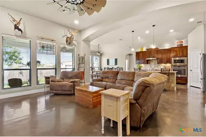 2298 Sungate Drive, New Braunfels, TX 78130 - Photo 5