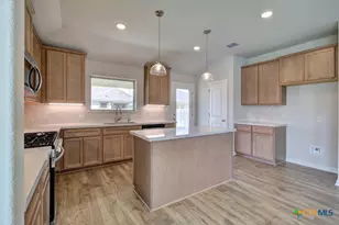 2674 Downsbury Rd, New Braunfels, TX 78130 - Photo 5