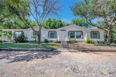 301 Fm 1660, Hutto, TX 78634 - Photo 1