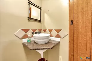 301 Fm 1660, Hutto, TX 78634 - Photo 35