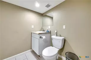 301 Fm 1660, Hutto, TX 78634 - Photo 41