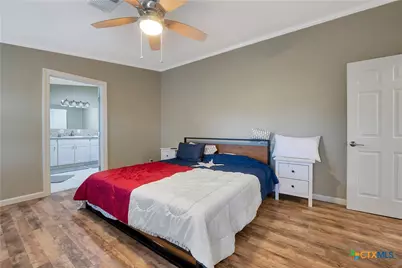 301 Fm 1660, Hutto, TX 78634 - Photo 25