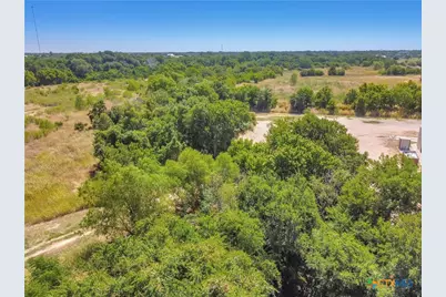 301 Fm 1660, Hutto, TX 78634 - Photo 11