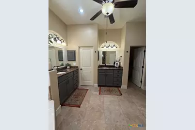 26447 Lewis Ranch Road, New Braunfels, TX 78132 - Photo 19