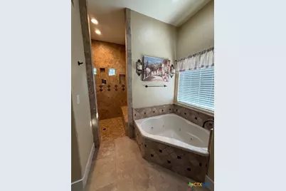 26447 Lewis Ranch Road, New Braunfels, TX 78132 - Photo 17