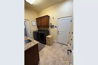 26447 Lewis Ranch Road, New Braunfels, TX 78132 - Photo 37