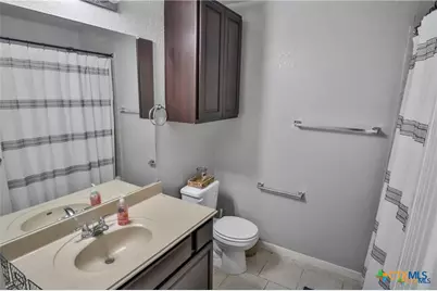 829 Manhattan, New Braunfels, TX 78130 - Photo 9