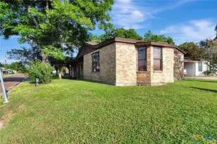 116 N Ben Wilson St, Victoria, TX 77901 - Photo 3