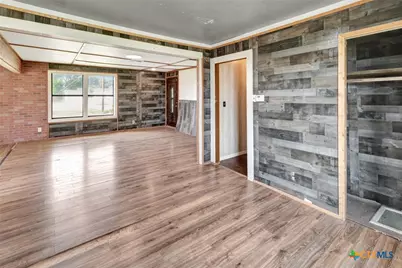 116 N Ben Wilson Street, Victoria, TX 77901 - Photo 19