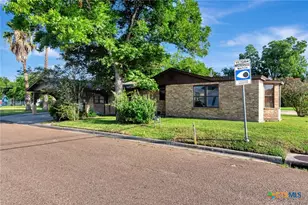 116 N Ben Wilson St, Victoria, TX 77901 - Photo 5