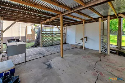 116 N Ben Wilson Street, Victoria, TX 77901 - Photo 37