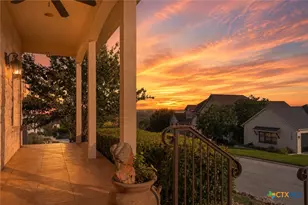 758 Mission Heights, New Braunfels, TX 78130 - Photo 3
