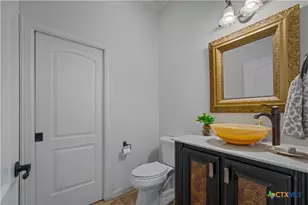 758 Mission Heights, New Braunfels, TX 78130 - Photo 19