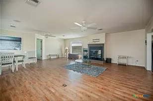 604 W Maple St, Port O'Connor, TX 77982 - Photo 17