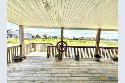 604 W Maple Street, Port O'Connor, TX 77982 - Photo 7