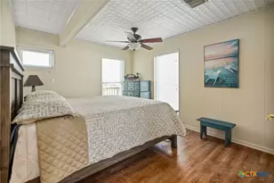 604 W Maple St, Port O'Connor, TX 77982 - Photo 21