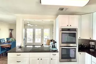 604 W Maple St, Port O'Connor, TX 77982 - Photo 13