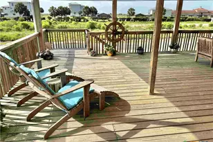 604 W Maple St, Port O'Connor, TX 77982 - Photo 23