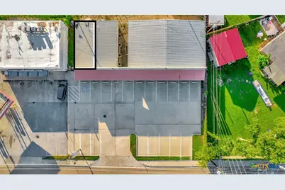 2604 E Mockingbird Lane #A, Victoria, TX 77904 - Photo 17