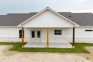 156 Essence Dr, Victoria, TX 77904 - Photo 43