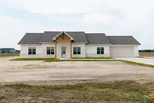 156 Essence Dr, Victoria, TX 77904 - Photo 1