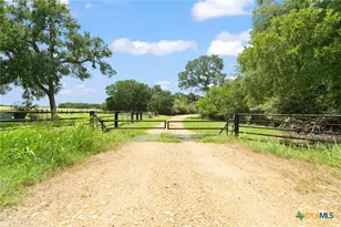 1010 St Delight Rd, Paige, TX 78659 - Photo 11