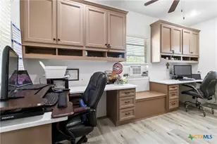 633 Flaman Rd, Canyon Lake, TX 78133 - Photo 21