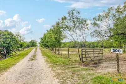 200 Armstrong Road, Lockhart, TX 78644 - Photo 1
