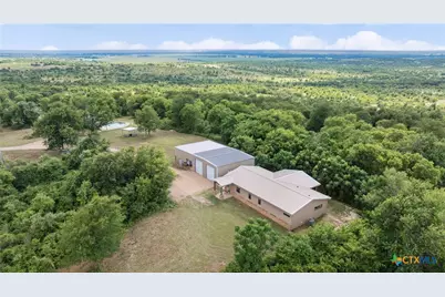 13554 Knob Hill Road, Rogers, TX 76569 - Photo 23