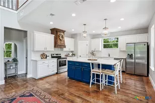 13554 Knob Hill Rd, Rogers, TX 76569 - Photo 11