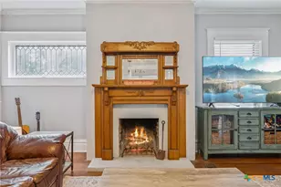 1004 Mitchell St, Gonzales, TX 78629 - Photo 7