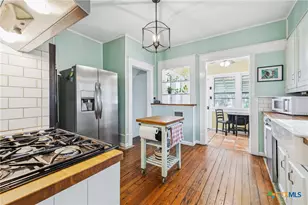 1004 Mitchell St, Gonzales, TX 78629 - Photo 13