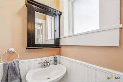 1004 Mitchell Street, Gonzales, TX 78629 - Photo 21