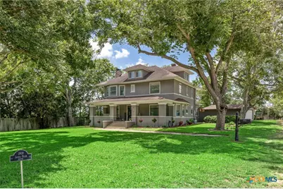 1004 Mitchell Street, Gonzales, TX 78629 - Photo 1