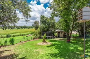 1004 Mitchell St, Gonzales, TX 78629 - Photo 43