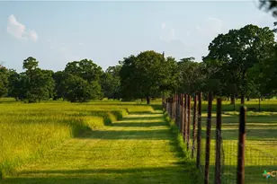 8058 Milam County Rd 455, Lexington, TX 78947 - Photo 27